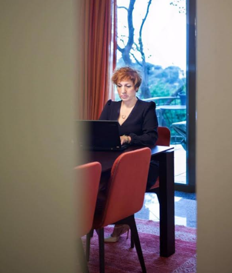 Το τέρας της γραφειοκρατίας και ο ελληνικός κλάδος Μαρμάρου