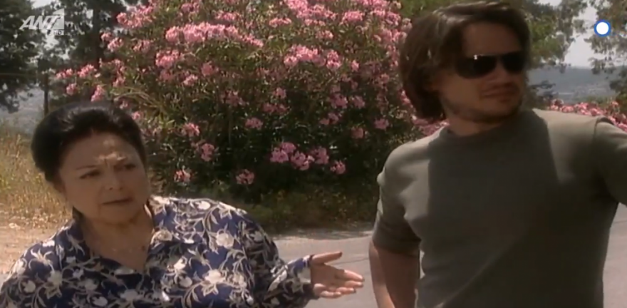 «Το Καφέ της Χαράς»: Η Μαίρη Ραζή θα είναι η καινούργια κουτσομπόλα στο Κολοκοτρωνίτσι