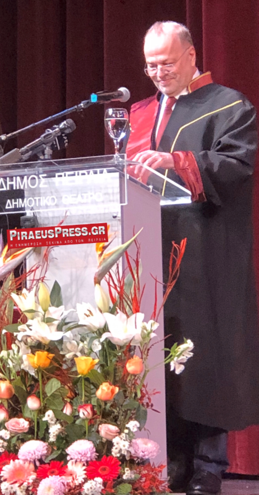 Επίτιμος διδάκτορας του Πανεπιστημίου Πειραιά ο Ευάγγελος Μυτιληναίος