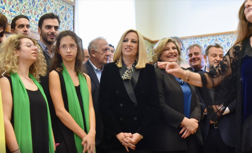 Φώφη Γεννηματά: «Κάθε ευχή και μια ελπίδα. Ας την κάνουμε αληθινή» 