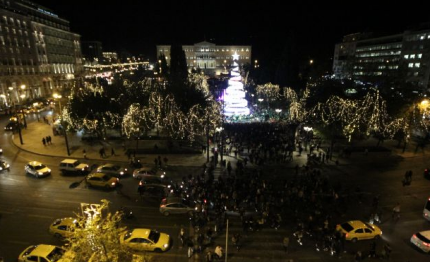 Τζίρο 3,5 δισ. ευρώ έκαναν οι έμποροι στις γιορτές