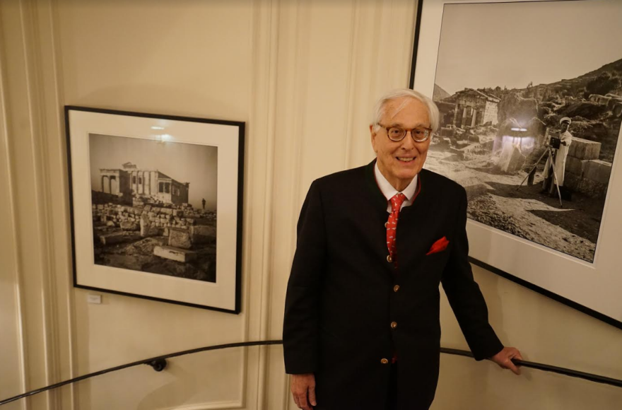 Τιμητική πολιτογράφηση του μεγάλου φωτογράφου Robert McCabe ως Έλληνα πολίτη 