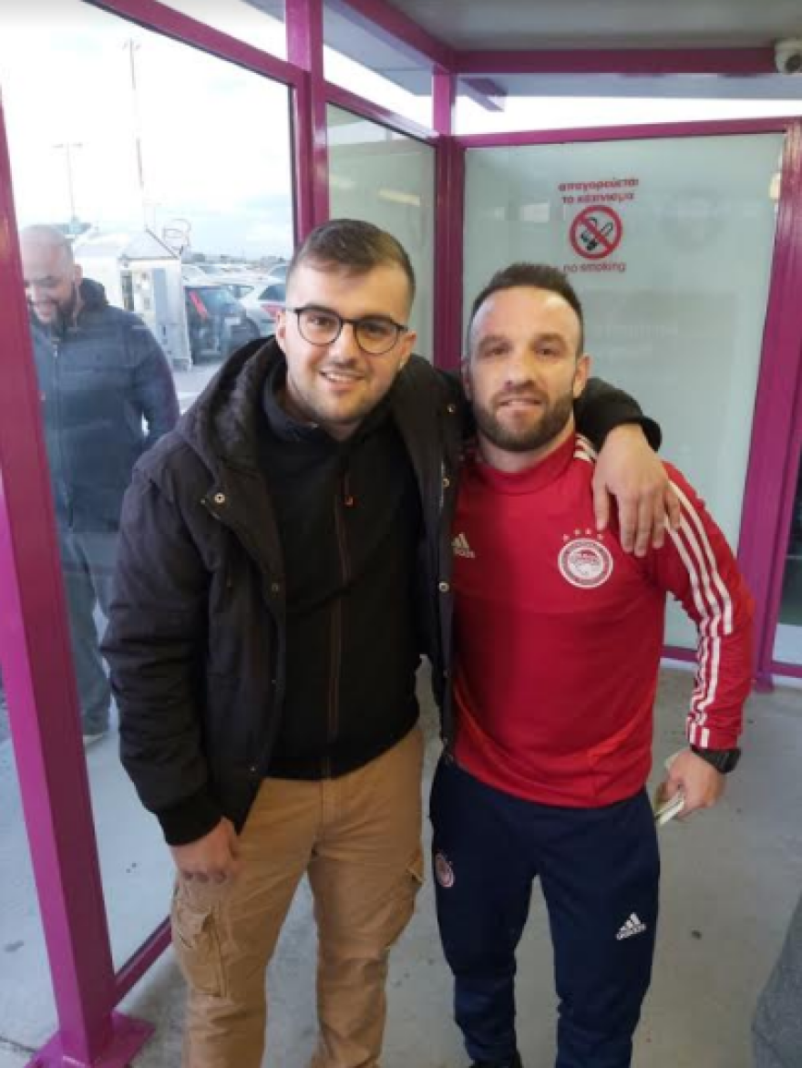 Ολυμπιακός: Βίντεο και φωτογραφίες από την μεγαλειώδη υποδοχή των θριαμβευτών του Λονδίνου