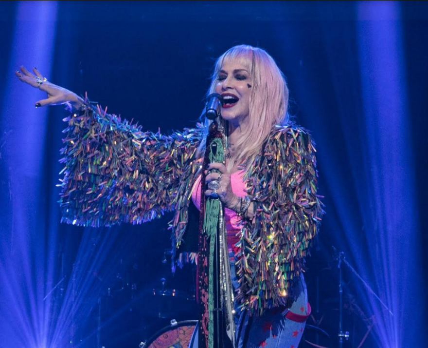 Νίκος Μουτσινάς - Άννα Βίσση: Το ξέφρενο αποκριάτικο πάρτι