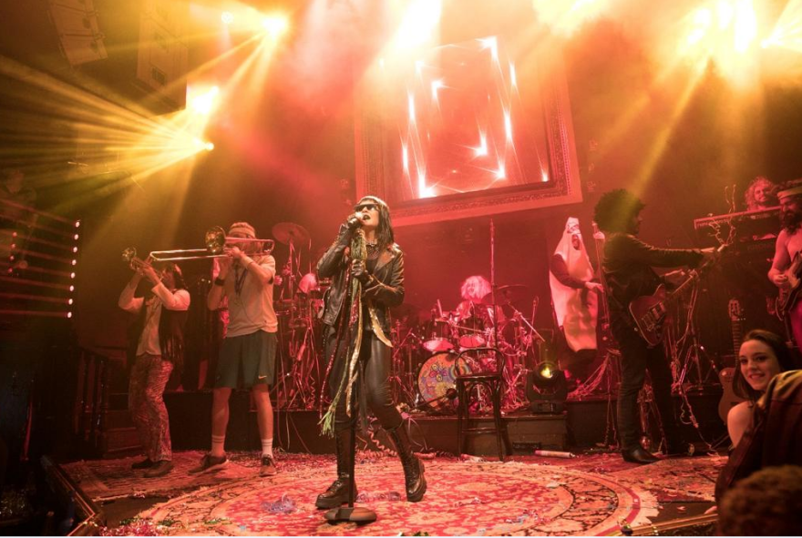 Νίκος Μουτσινάς - Άννα Βίσση: Το ξέφρενο αποκριάτικο πάρτι