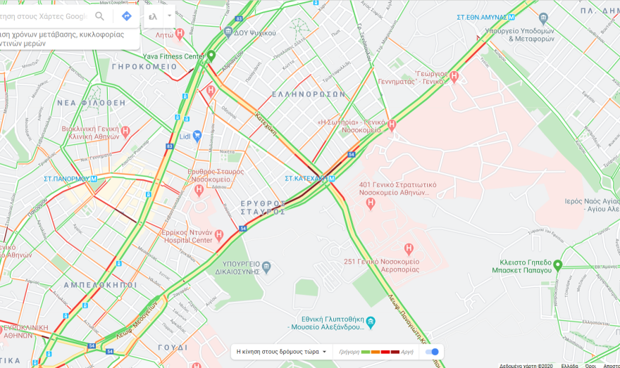 Κίνηση τώρα: Ομαλή η κυκλοφορία - Πού «κοκκινίζει» το κέντρο 