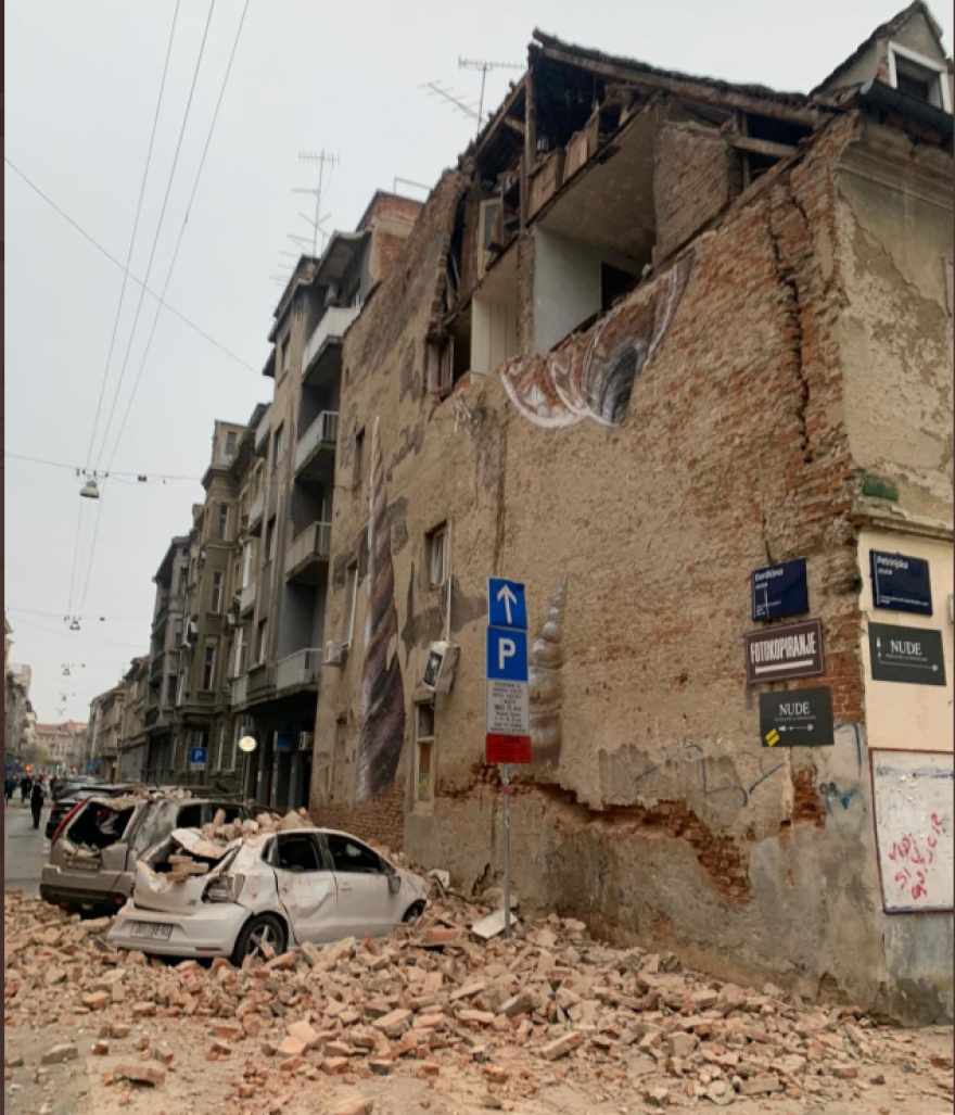 Σεισμός στην Κροατία: Δείτε συγκλονιστικές φωτογραφίες -  βίντεο από τα 5,3 Ρίχτερ 