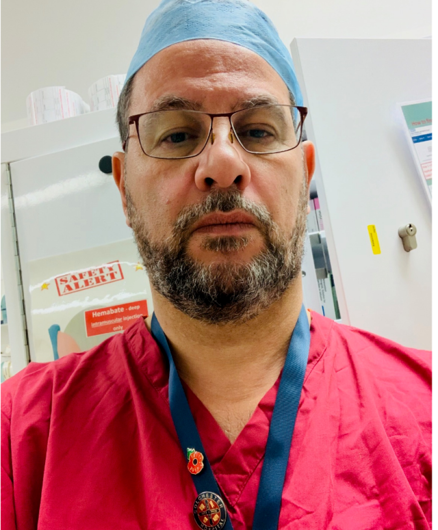 Κορωνοϊός - Βρετανία: Η πρώτη επαφή με ασθενή με Covid-19 σε ΜΕΘ ήταν συγκλονιστική, λέει Έλληνας γιατρός