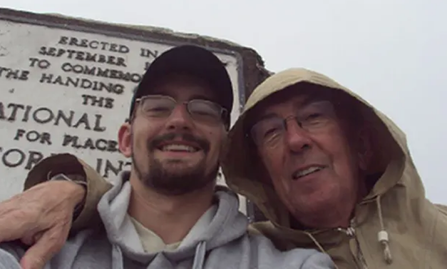 Μπέντζαμιν Φιλντ: Ο Βρετανός… Παπαδόπουλος της Εταιρείας Δολοφόνων