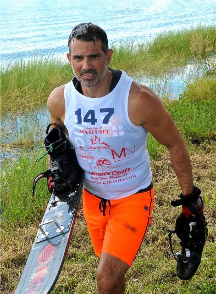 Υπόθεση Ντούλος: Τι αποκαλύπτει η αδερφή του για τη ζωή του επιχειρηματία, την εξαφάνιση της συζύγου του και τα παιδιά 