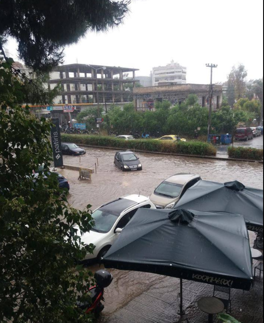 Καιρός στην Αθήνα: Νέες καταιγίδες από το μεσημέρι - Διαβάστε πόσο θα υποχωρήσει η θερμοκρασία