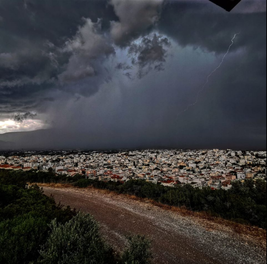 Καιρός: Καταιγίδες και σήμερα - Δείτε χάρτες