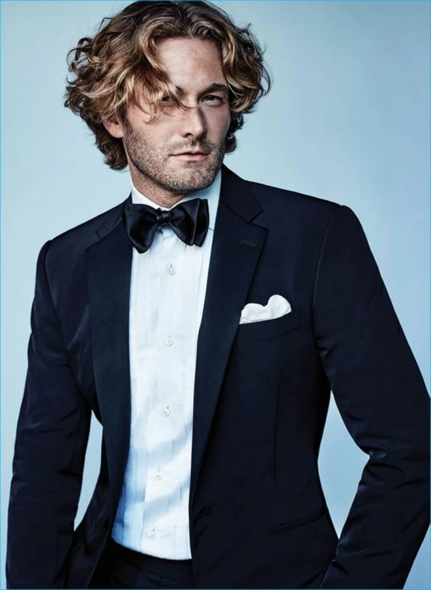 Καρλ Λάγκερφεντ: Η αμύθητη περιουσία, τα αγόρια του, η γάτα και οι 7 μνηστήρες