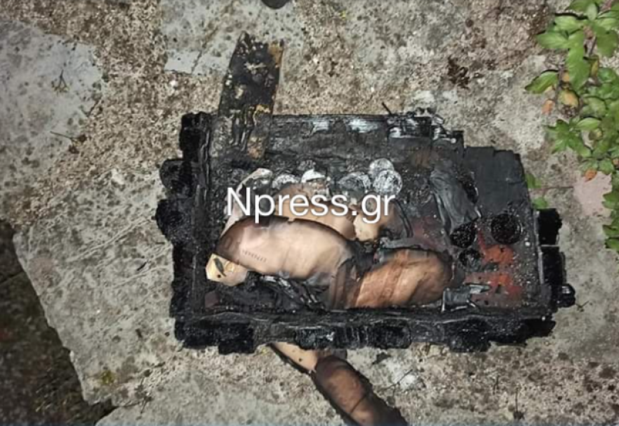 Πυρκαγιά σε Ιερά Μονή στη Φωκίδα: Κάηκε η εικόνα της Παναγίας της Βαρνάκοβας