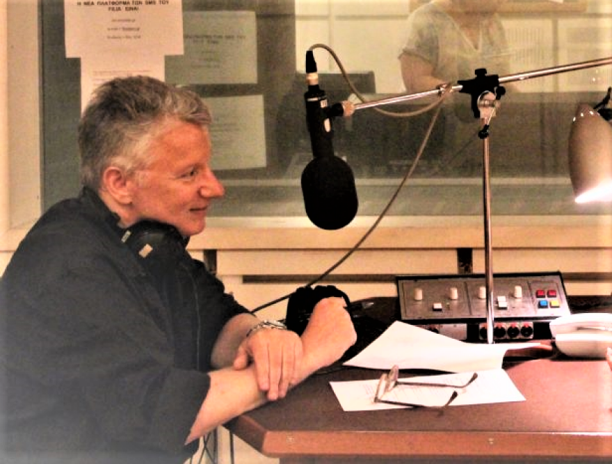 Ο Φώτης Απέργης στο τιμόνι της Ραδιοφωνίας της ΕΡΤ