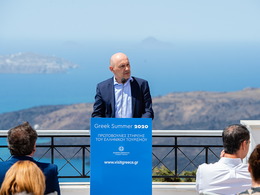 Lidl Hellas: Επενδύει 500.000 ευρώ στην καμπάνια «Plastic Free Santorini»