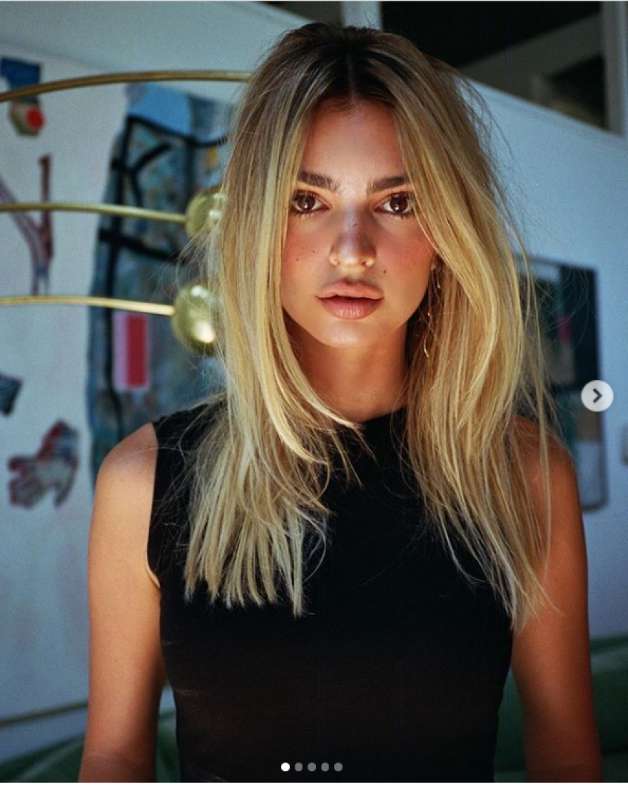 Έμιλι Ρατακόφσκι: Έγινε ξανθιά - Δείτε φωτογραφίες