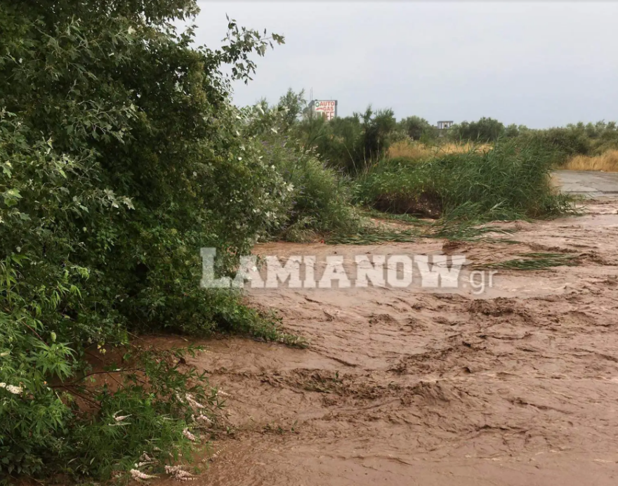 Καιρός: Bροχές, καταιγίδες, χαλάζι και σήμερα