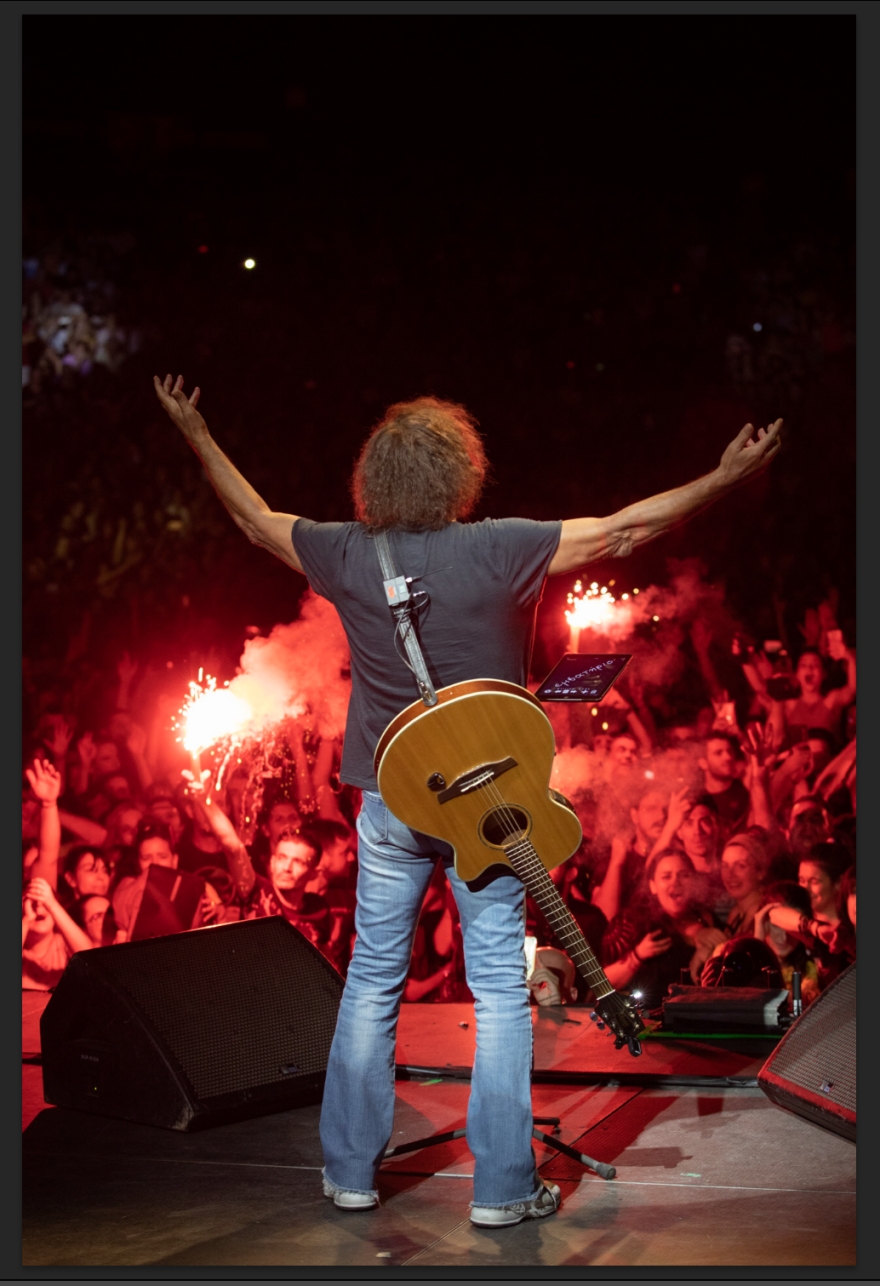 Παπακωνσταντίνου: Δεν είμαι ο ήρωας των τραγουδιών μου… Είμαι ο Βασίλης!