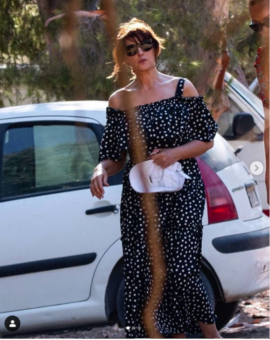 Η Μόνικα Μπελούτσι έκανε διακοπές σε Μύκονο και Πάρο -  Δείτε φωτογραφίες