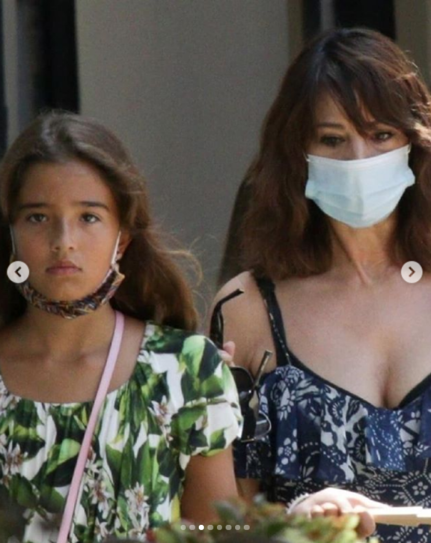 Η Μόνικα Μπελούτσι έκανε διακοπές σε Μύκονο και Πάρο -  Δείτε φωτογραφίες