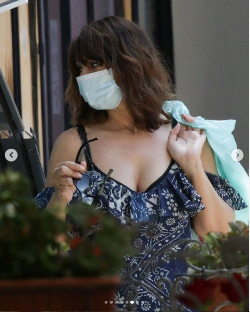 Η Μόνικα Μπελούτσι έκανε διακοπές σε Μύκονο και Πάρο -  Δείτε φωτογραφίες