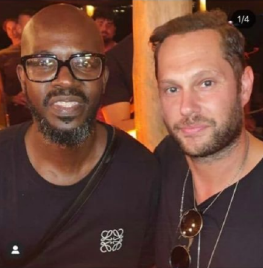 Μύκονος: Το πάρτι στη Φτελιά, το κορωνοζευγάρι από την Ισπανία, ο «δραστήριος» διοργανωτής και ο εισαγγελέας