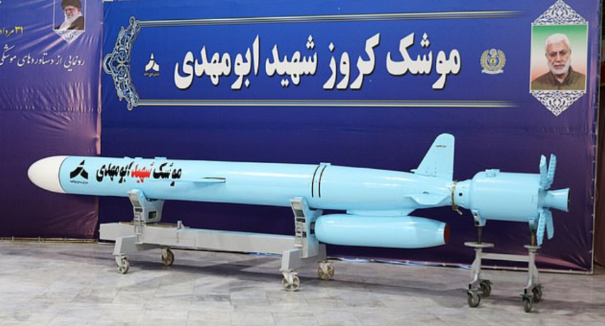 Το Ιράν δοκίμασε νέο βαλλιστικό πύραυλο με όνομα «Κασέμ Σολεϊμανί»