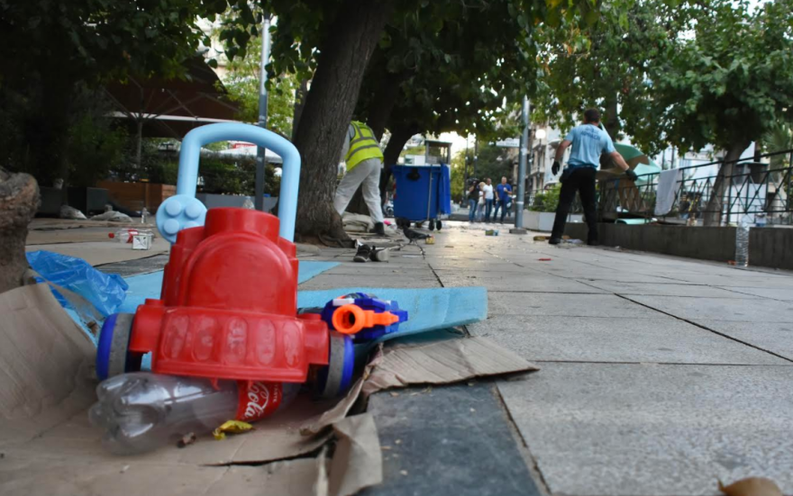 Πρόσφυγες: Επιχείρηση εκκένωσης της πλατείας Βικτωρίας