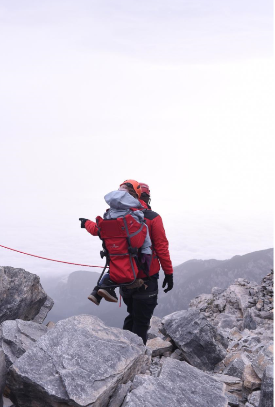 Συγκινεί η Ελευθερία που κατέκτησε τον Όλυμπο στην πλάτη του Μάριου: «Ήθελα πολύ να δω τον κόσμο από εκεί πάνω»