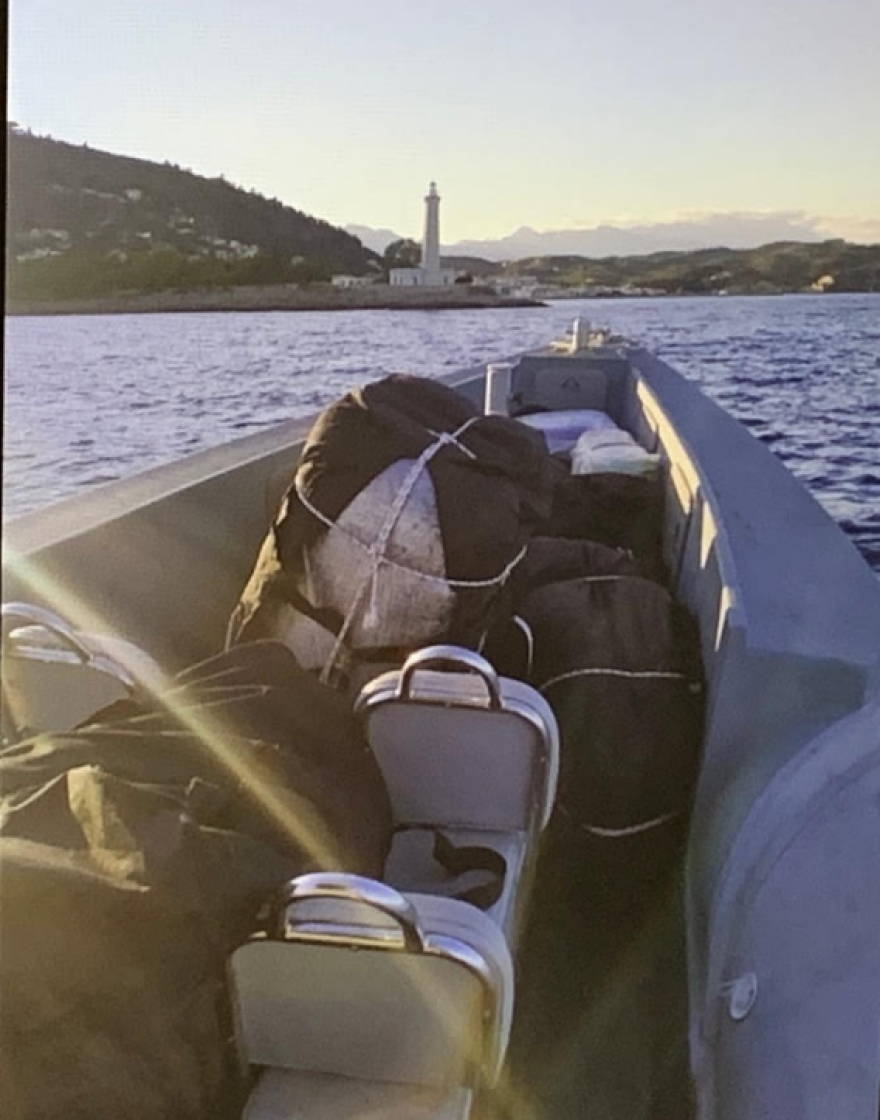 Μπλόκο στην αλβανική μαφία: Το λιμενικό εντόπισε έναν τόνο κάνναβη μέσα σε σκάφος