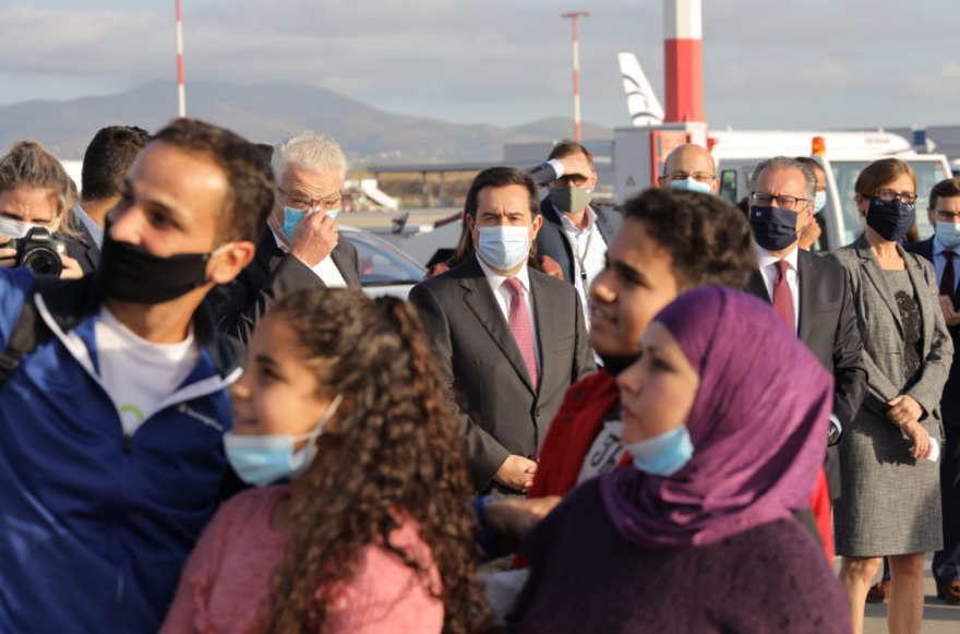 Προσφυγικό: Έφυγαν για τη Γερμανία 101 πρόσφυγες - Δείτε φωτογραφίες 