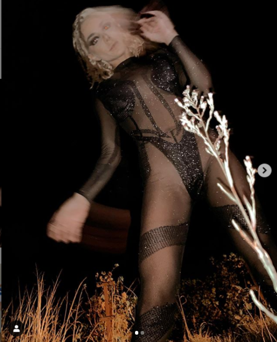 H Josephine έβαλε «φωτιά» στη σκηνή του J2US: Το όργανό μου είναι το κορμί μου