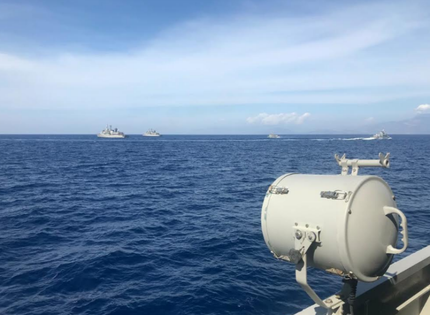 Ελληνοτουρκικά: Σε διάταξη μάχης ο ελληνικός στόλος λόγω Oruc Reis - Πώς «ξετρυπώσαμε» τρία τουρκικά υποβρύχια