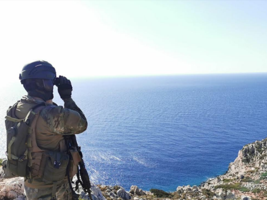 Ελληνοτουρκικά: Σε διάταξη μάχης ο ελληνικός στόλος λόγω Oruc Reis - Πώς «ξετρυπώσαμε» τρία τουρκικά υποβρύχια