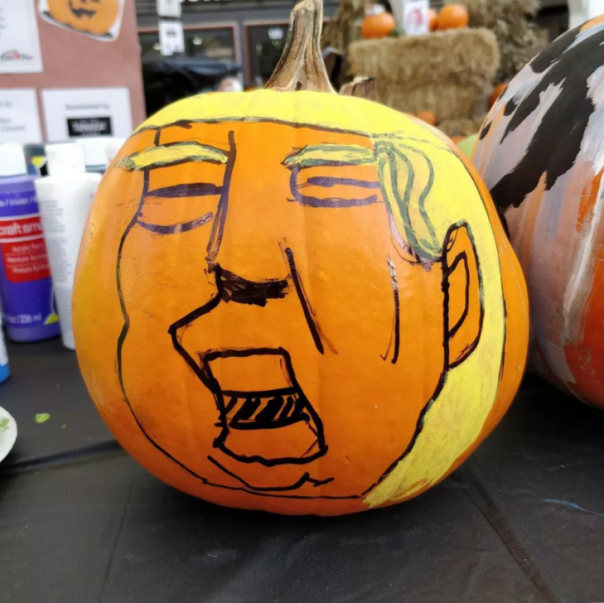 Trumpkin, ή ο Τραμπ σε... κολοκύθα για το φετινό Halloween (εικόνες)