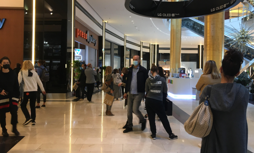 Lockdown: Όπου φύγει φύγει οι Αθηναίοι και σήμερα - Πήξιμο στην αγορά με «εικόνες Χριστουγέννων και Πάσχα»