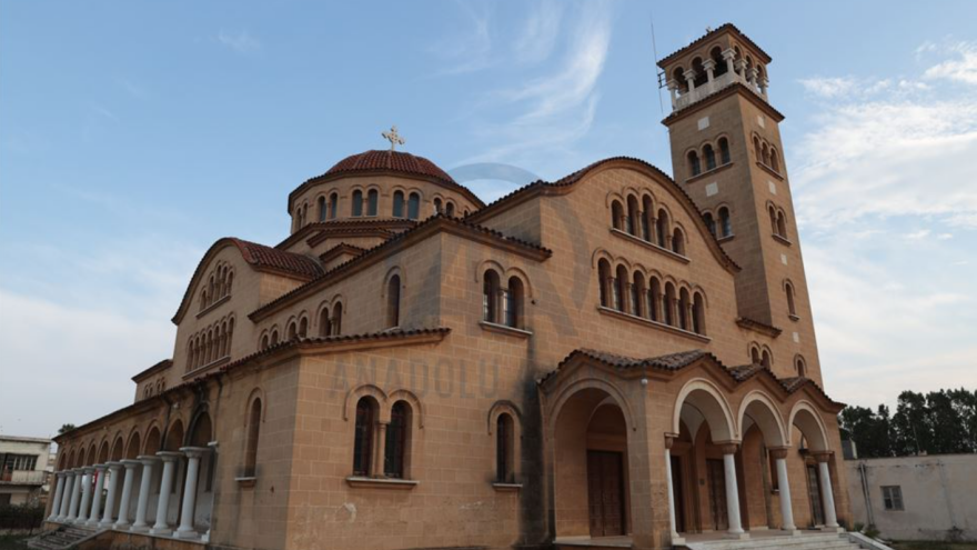 Φωτογραφίες από τα λεηλατημένα Βαρώσια του «πορθητή» Ερντογάν