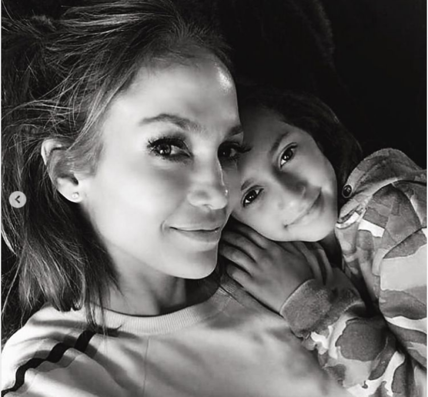 Η Τζένιφερ Λόπεζ απολαμβάνει την καραντίνα: Βρήκα χρόνο για τα παιδιά μου