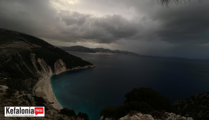 Καιρός: Κακοκαιρία με καταιγίδες, χιόνια, κρύο και ανέμους - Νέοι χάρτες, βίντεο