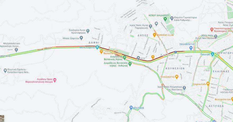 Σύγκρουση τεσσάρων οχημάτων στη λεωφόρο Αθηνών – Αυξημένη κίνηση 