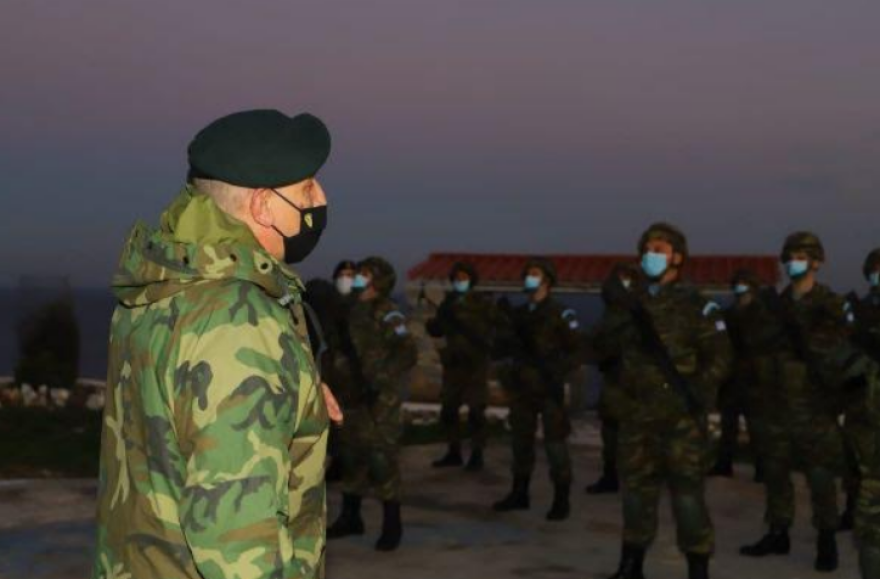 Στα ακριτικά νησιά του Αιγαίου ο αρχηγός ΓΕΕΘΑ -Έδωσε εντολές για συνεχή επαγρύπνηση 