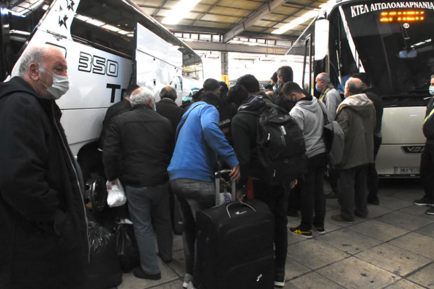 Αυξημένη η κίνηση για δέματα και σήμερα στα ΚΤΕΛ