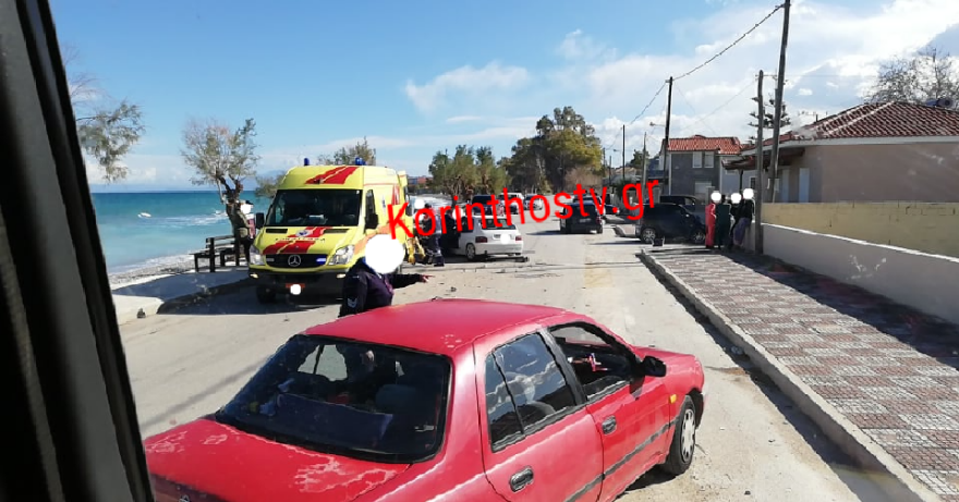 Κορινθία: Σοβαρό τροχαίο στην παλιά εθνική - «Καρφώθηκε» σε προπορευόμενο αυτοκίνητο στο Ξυλόκαστρο