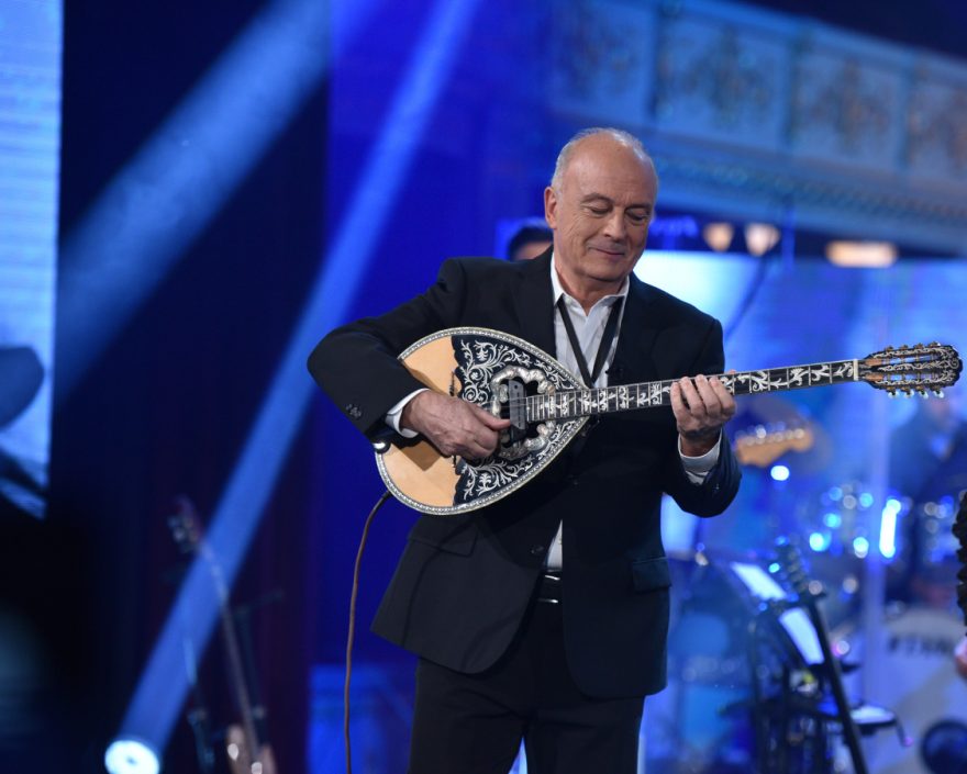 «Σπίτι με το MEGA»: Το μεγάλο τιμητικό αφιέρωμα «Στράτος Διονυσίου 30 χρόνια μετά» έρχεται το Σάββατο