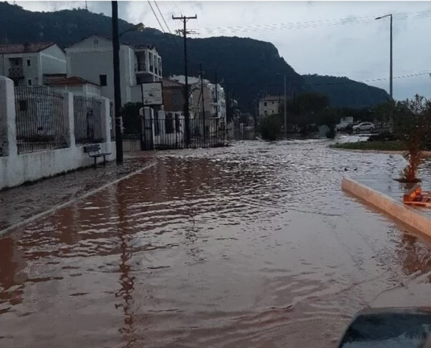 Καιρός: Βροχές και καταιγίδες στο Ανατολικό Αιγαίο και τα Δωδεκάνησα