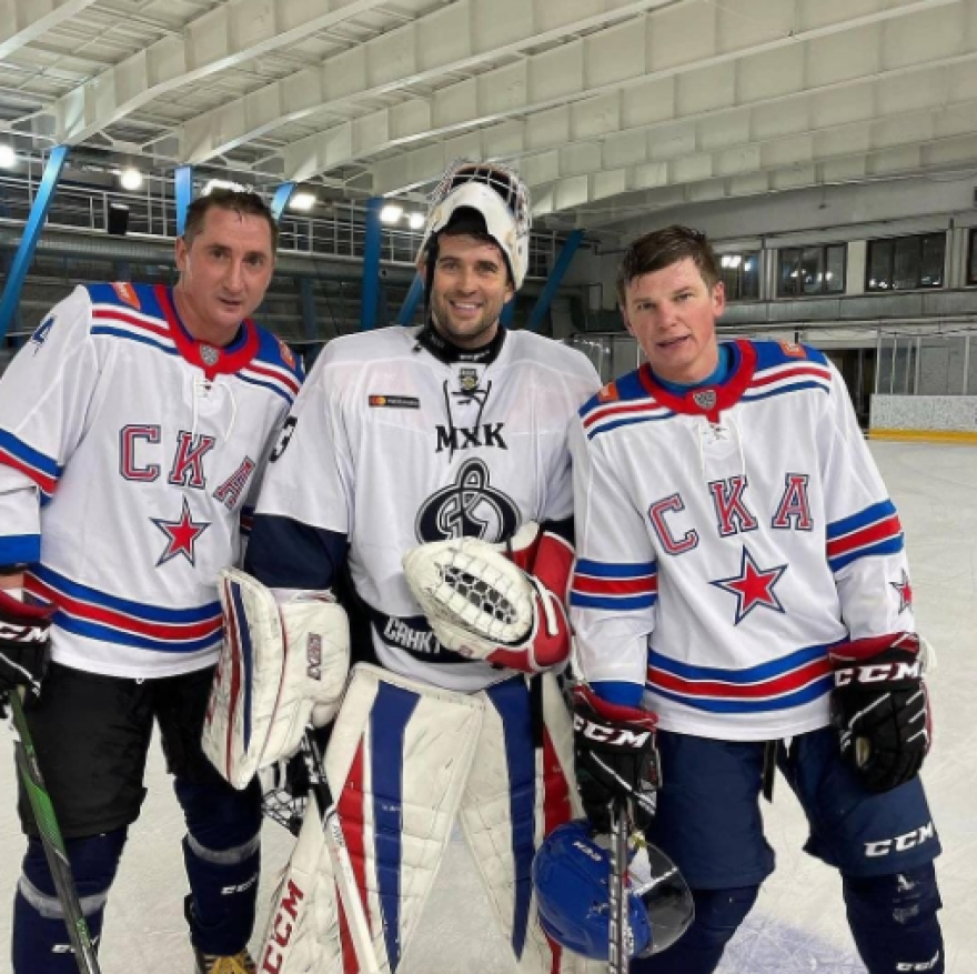 «Πληρωμένη» απάντηση πρώην πρωταθλήτριας πατινάζ σε ποδοσφαιριστή που της είπε να κόψει το στήθος της