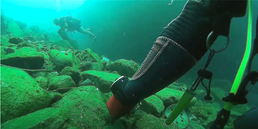 Ο «Τυφώνας» σαρώνει όλη την Ελλάδα και καθαρίζει τις παραλίες