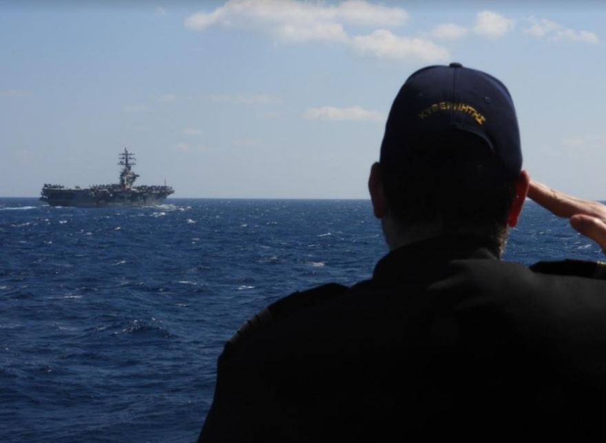 Ελληνοαμερικανικές ασκήσεις στη Μεσόγειο: Η φρεγάτα ΨΑΡΑ συνοδεύει το αεροπλανοφόρο Αϊζενχάουερ - Δείτε φωτογραφίες