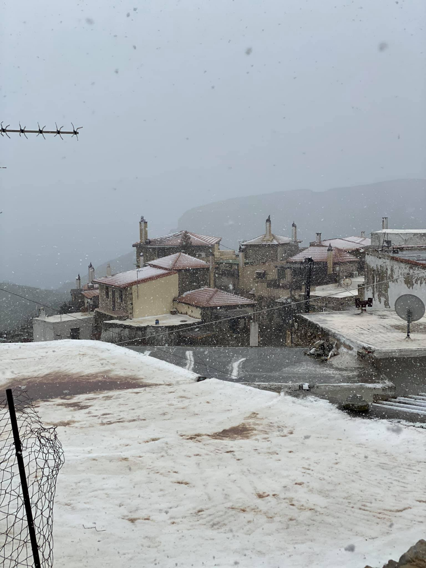 Κρήτη: Άνοιξη με χιόνια – Δείτε φωτογραφίες
